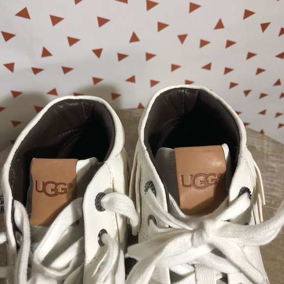 Ugg Cali high tops in White - Picture 4 of 5